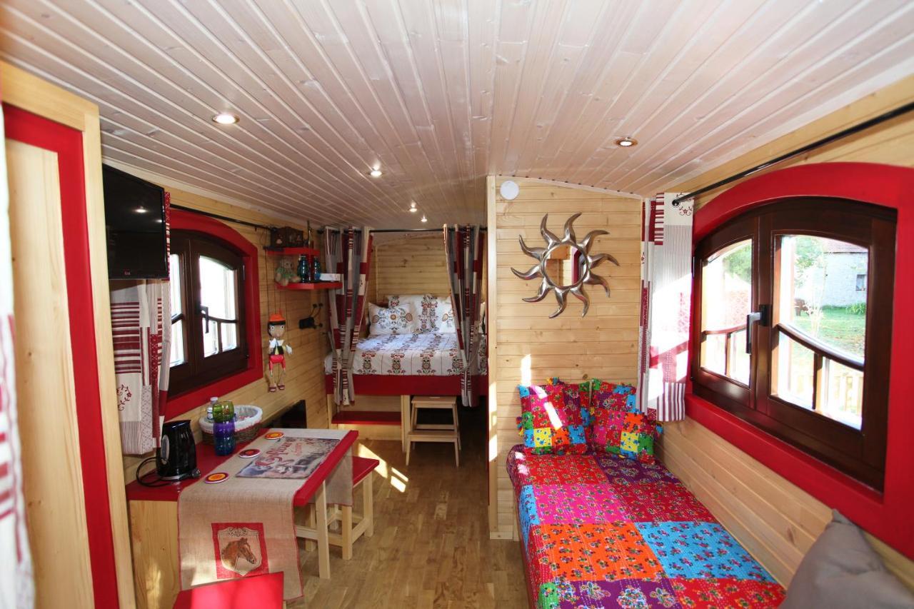 Les Perelles Bed & Breakfast Saint-Vigor-le-Grand Dış mekan fotoğraf