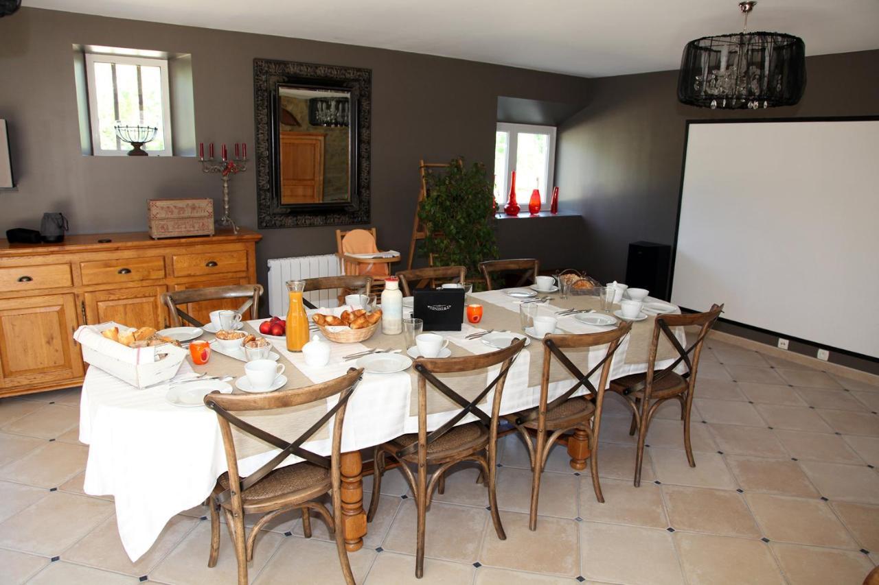 Les Perelles Bed & Breakfast Saint-Vigor-le-Grand Dış mekan fotoğraf